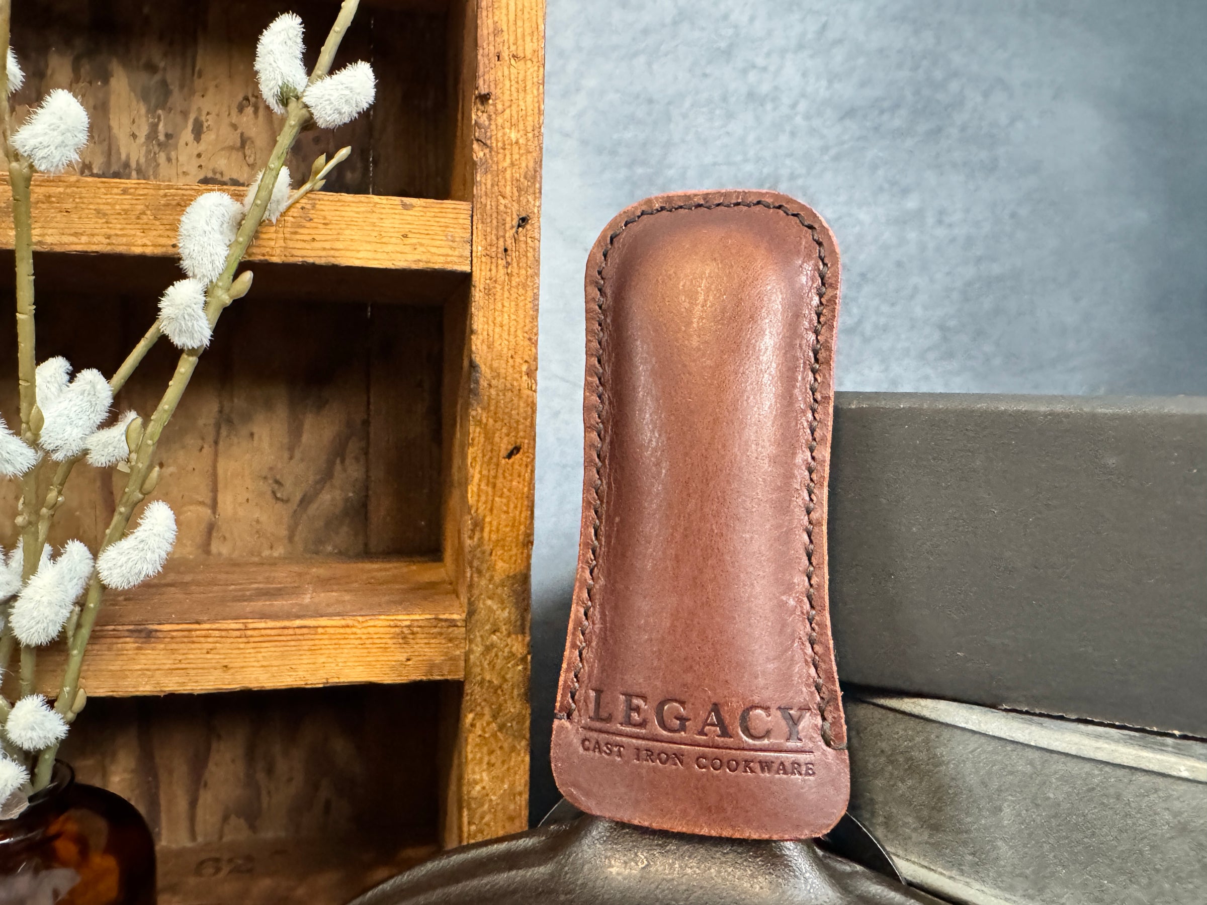 Premium Leather Handle Cover for Cast Iron Skillet