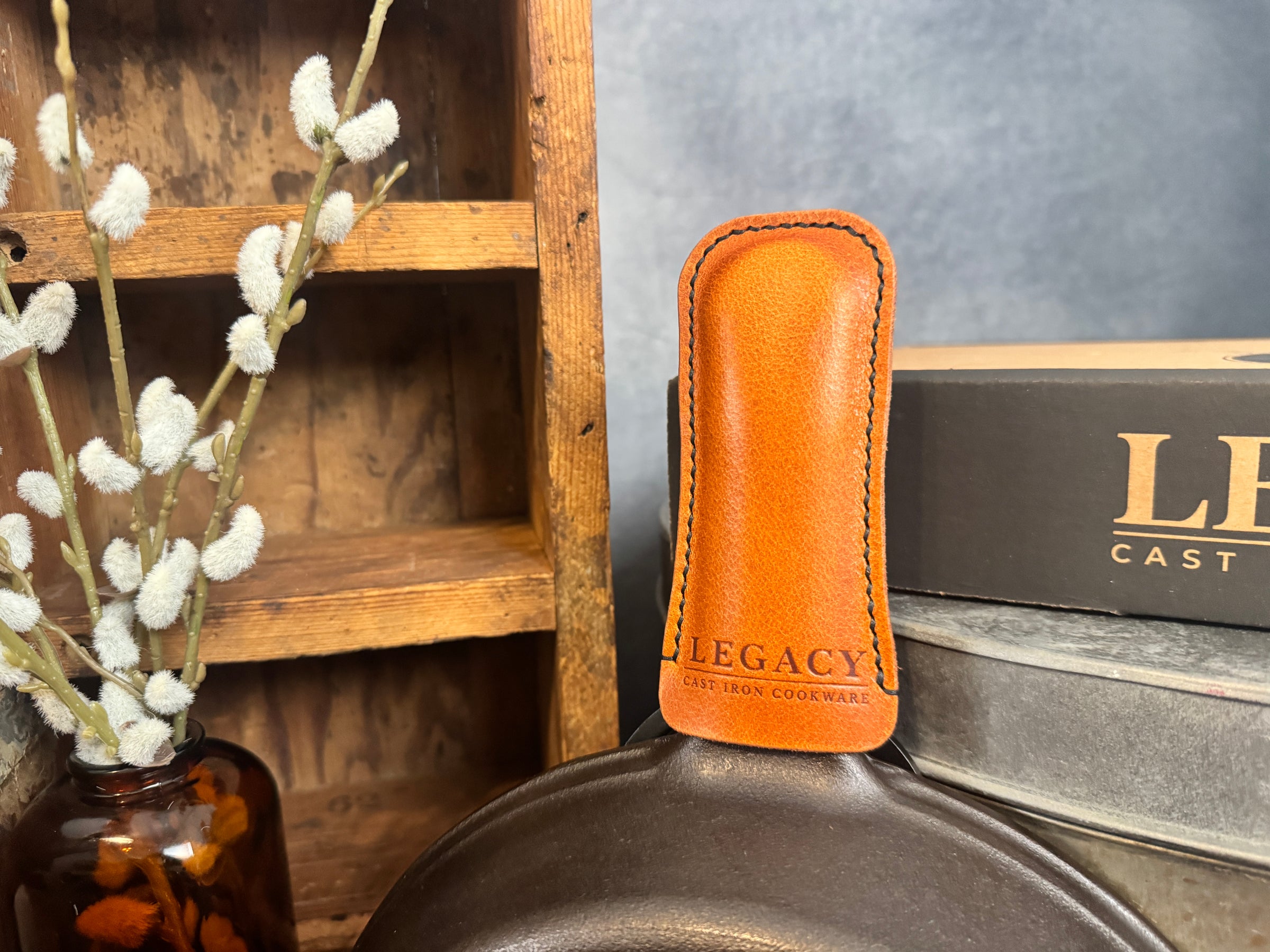 Premium Leather Handle Cover for Cast Iron Skillet